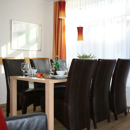 Ferienhaus Seepark Hooksiel 3,4 *